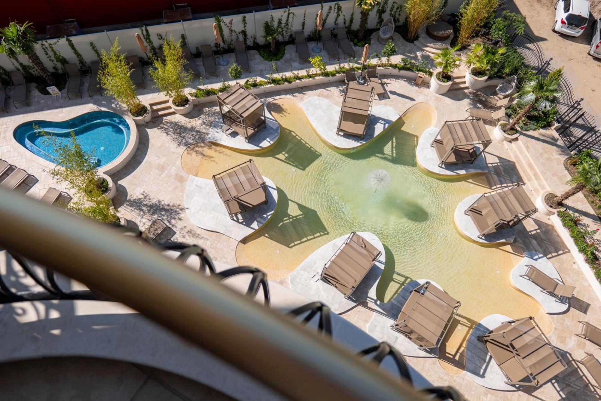 ساني بيتش Harmony Suites Grand Resort المظهر الخارجي الصورة